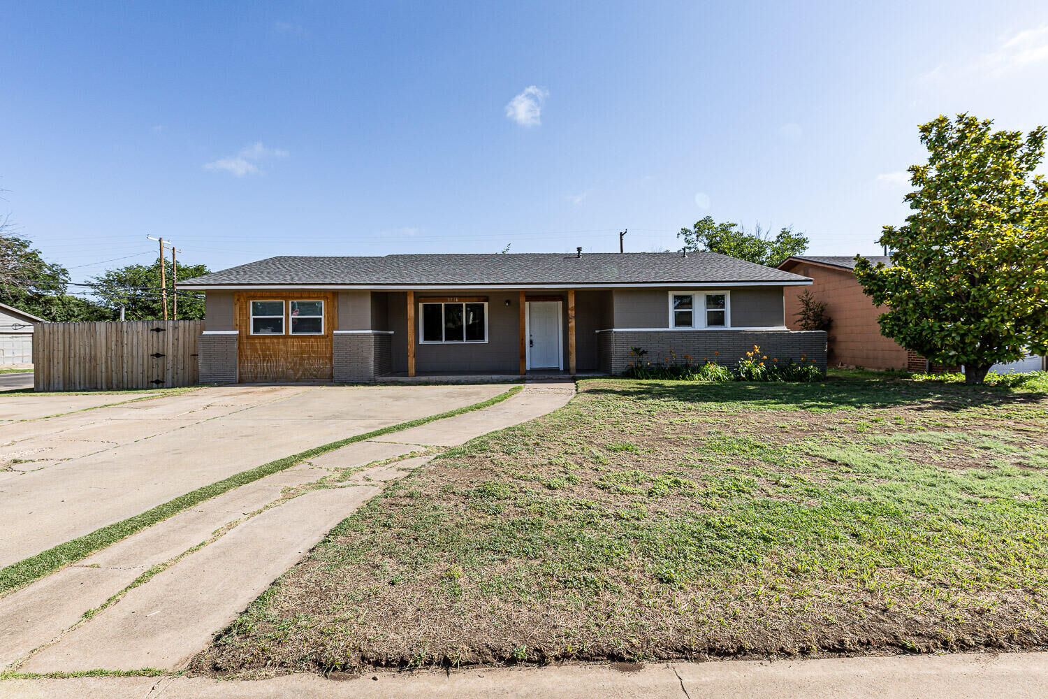 Property Photo: 3716 38th Street TX 79413