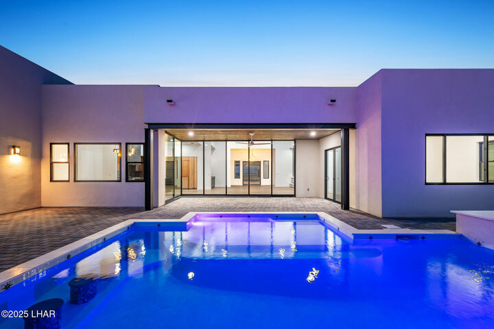 Property Photo: 4085 Black Hill Bay AZ 86406