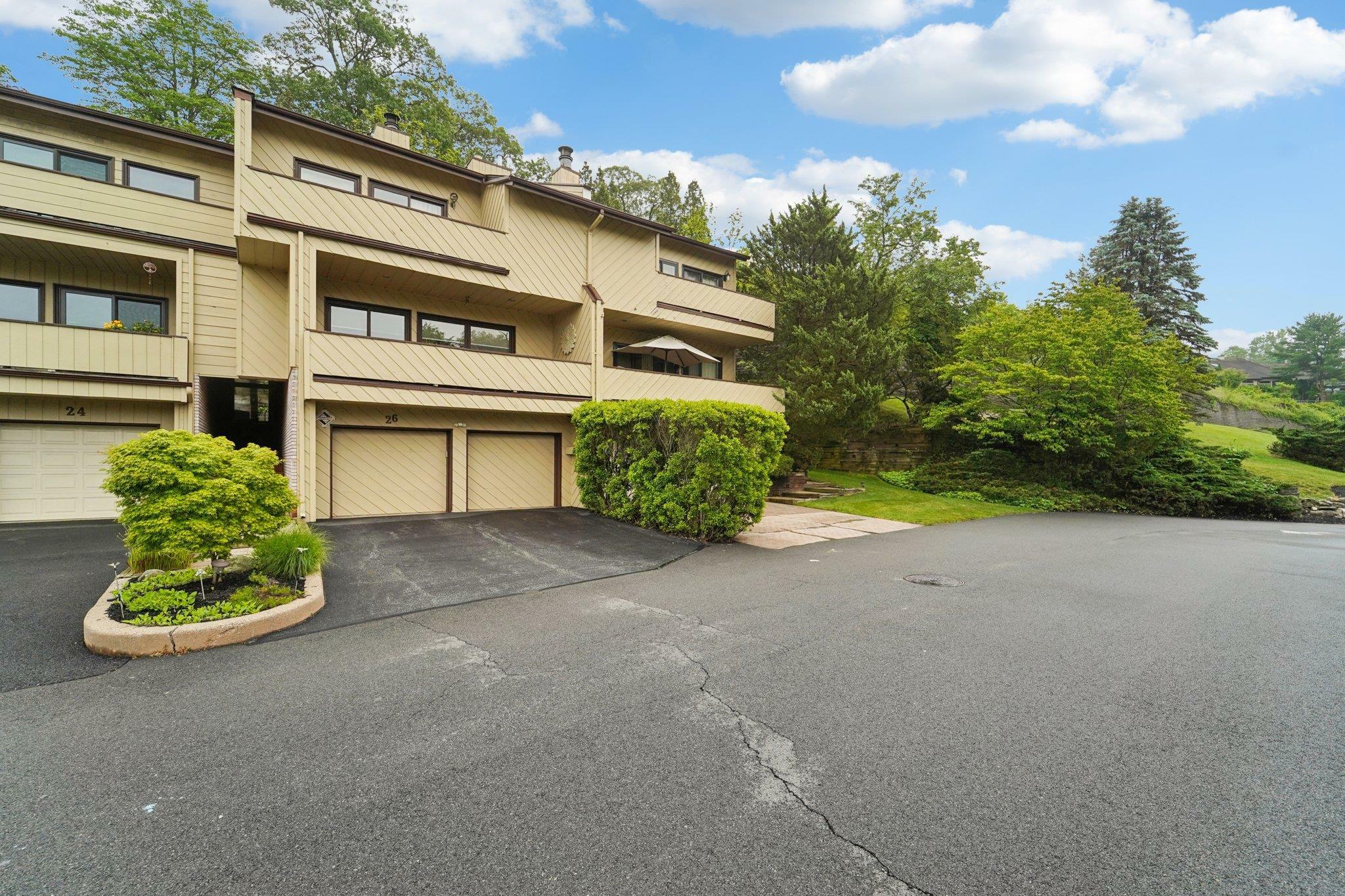 Property Photo: 26 Dakota Court NY 10901