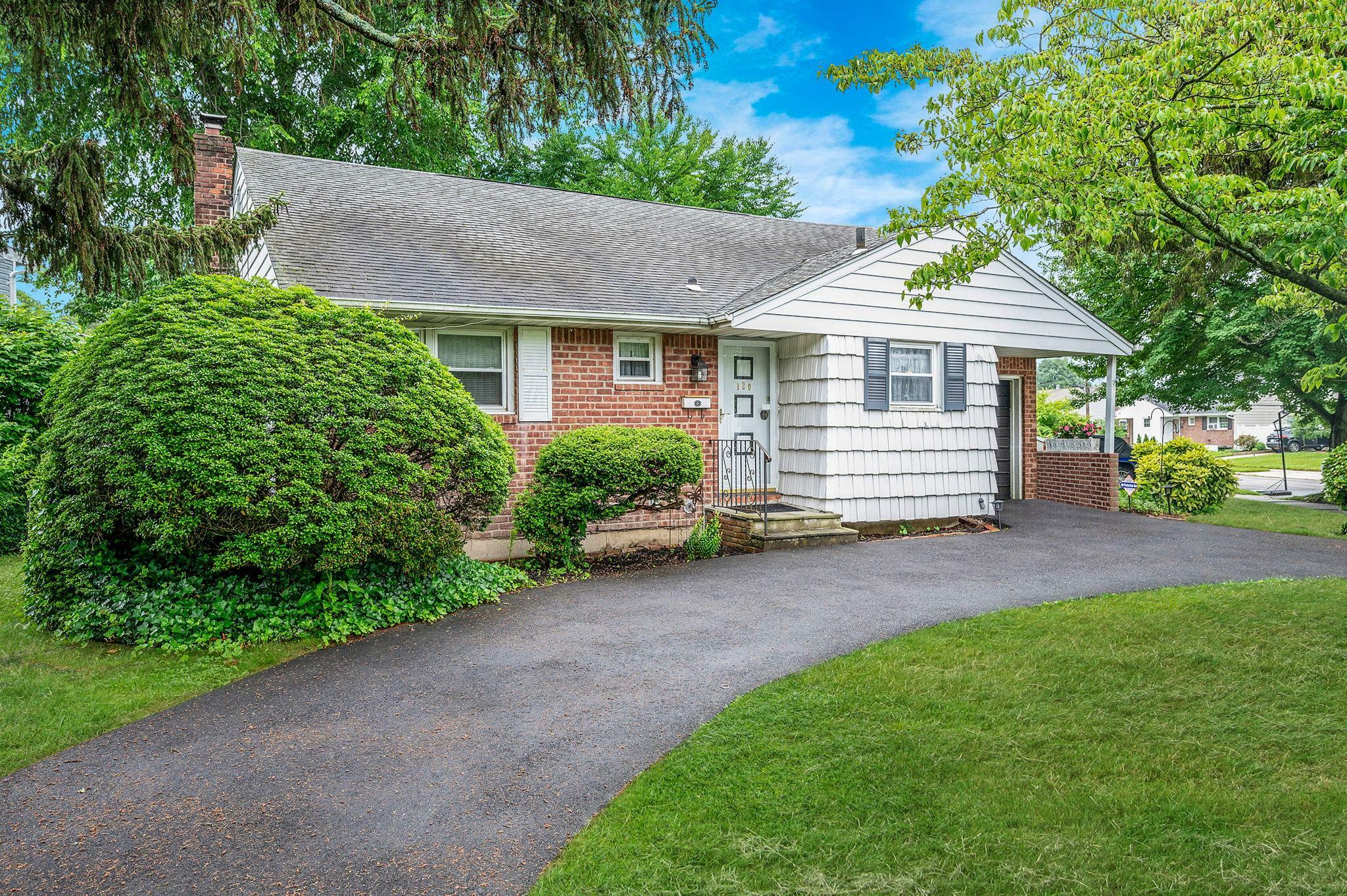 Property Photo: 120 Glen Road NY 11703