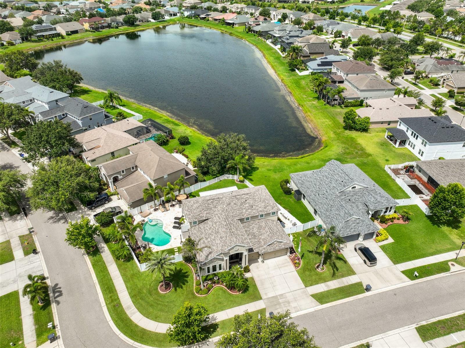 Property Photo: 13728 Artesa Bell Drive FL 33579