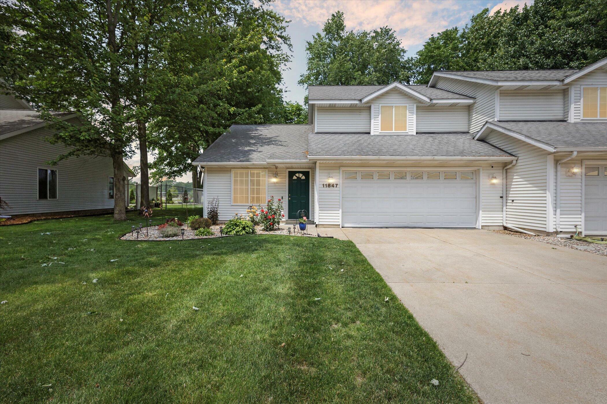 Property Photo: 11847 Seven Pine Drive MI 49424