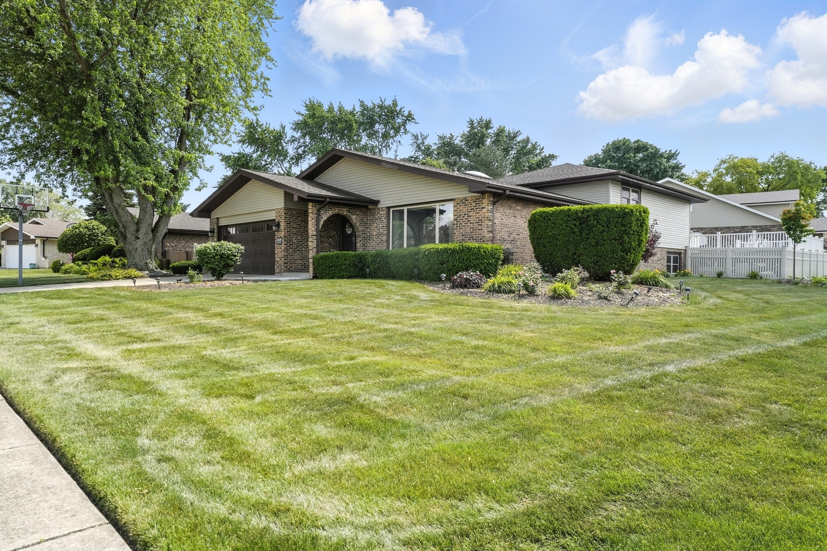 Property Photo:  12449 W Prairie Drive  IL 60491 
