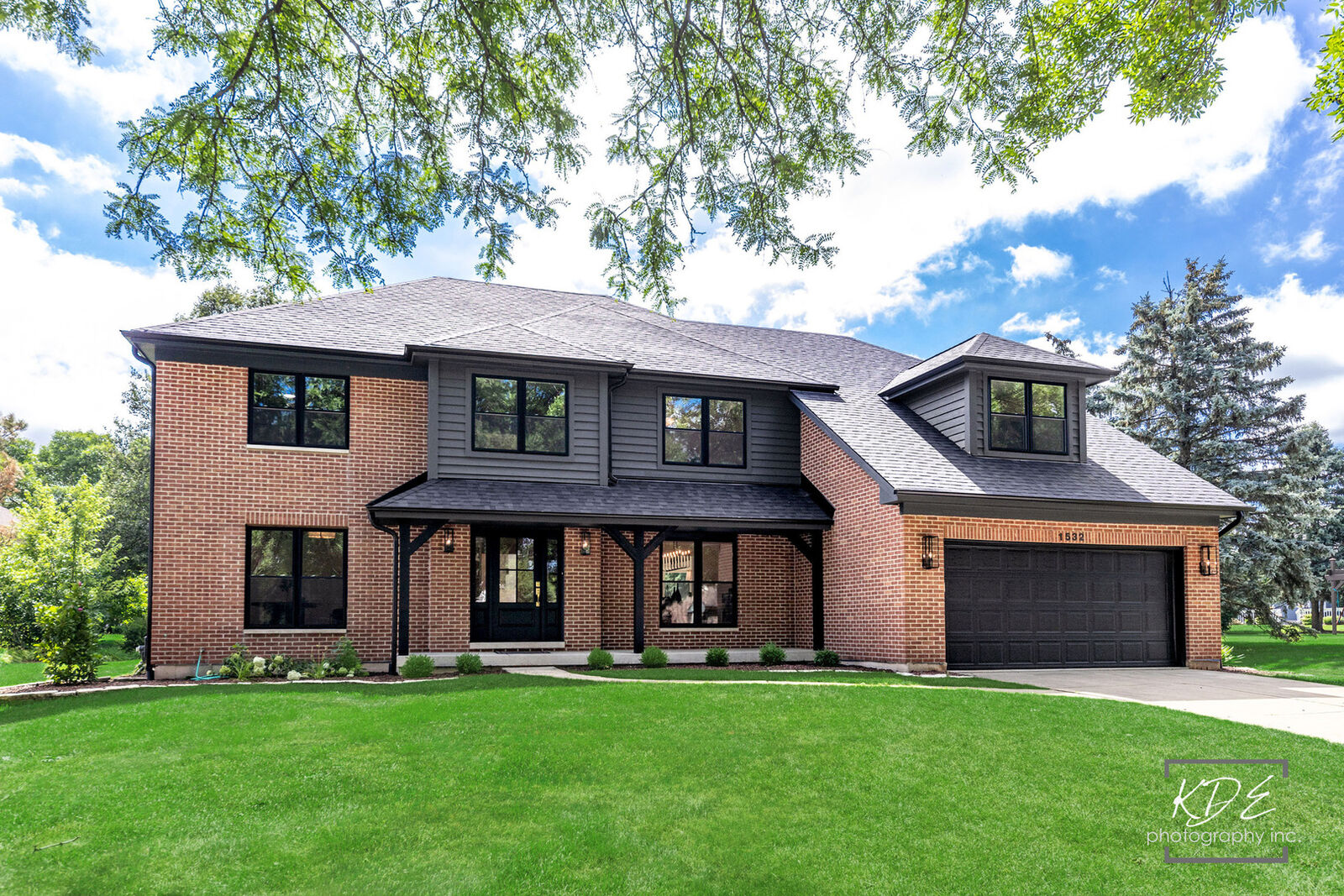 Property Photo:  1532 Cascade Court  IL 60565 