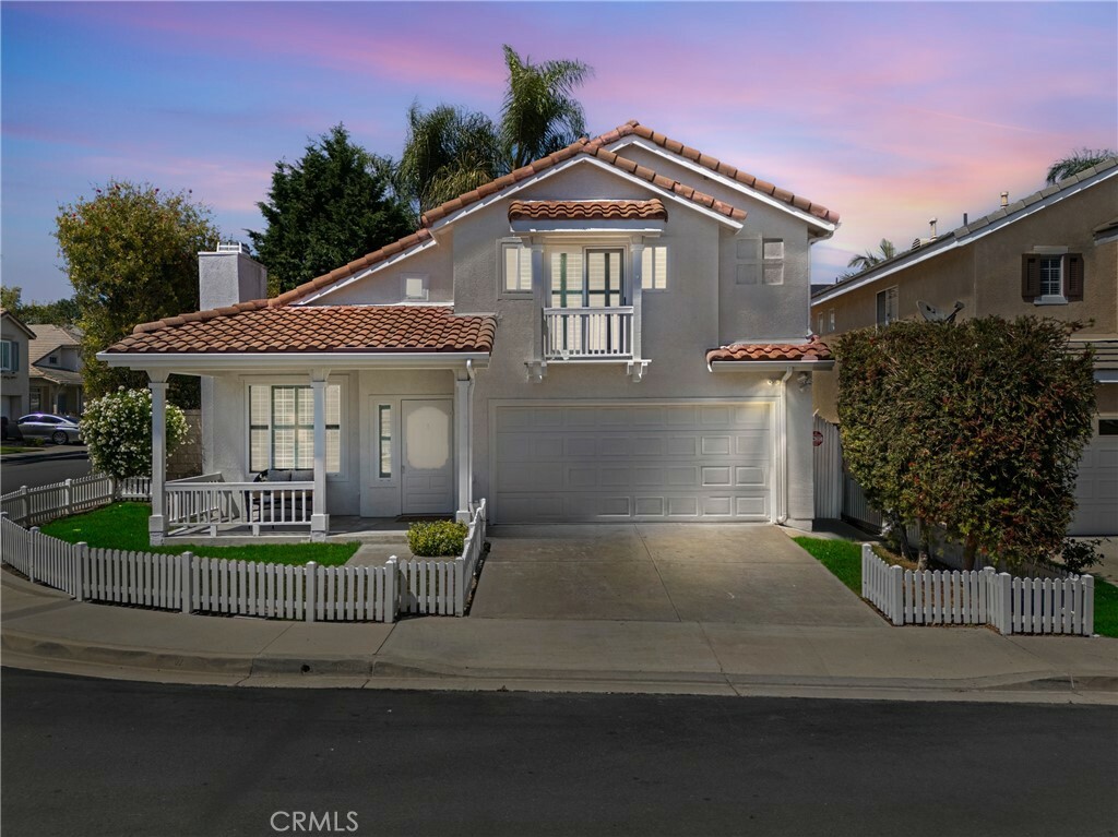 Property Photo:  2 Chestnut Drive  CA 92656 