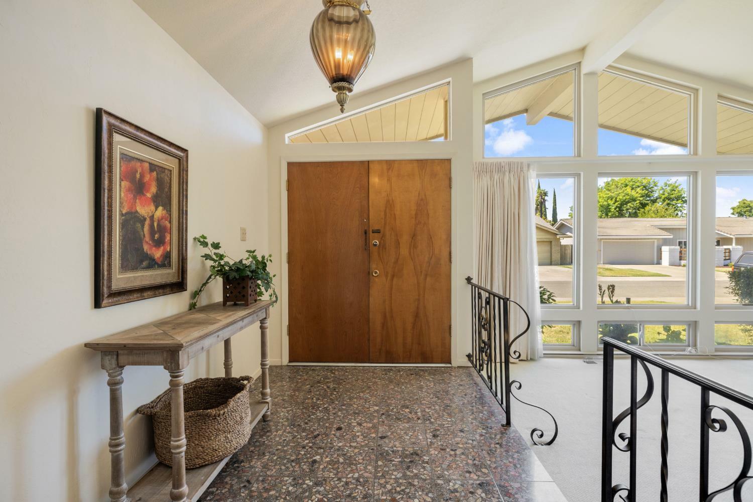 Property Photo: 10 Parklite CA 95831