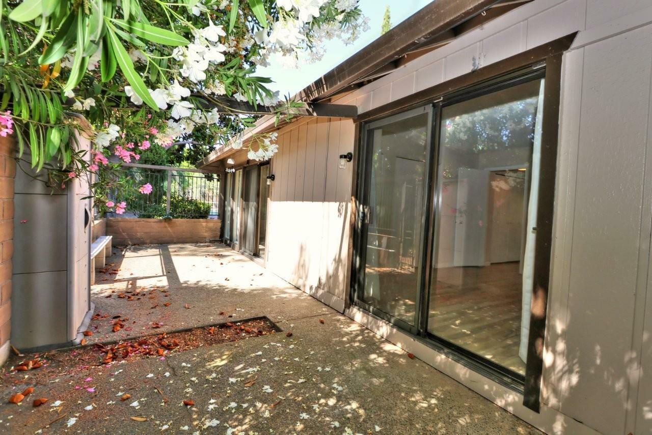 Property Photo: 5419 Vin Rose Court CA 95610