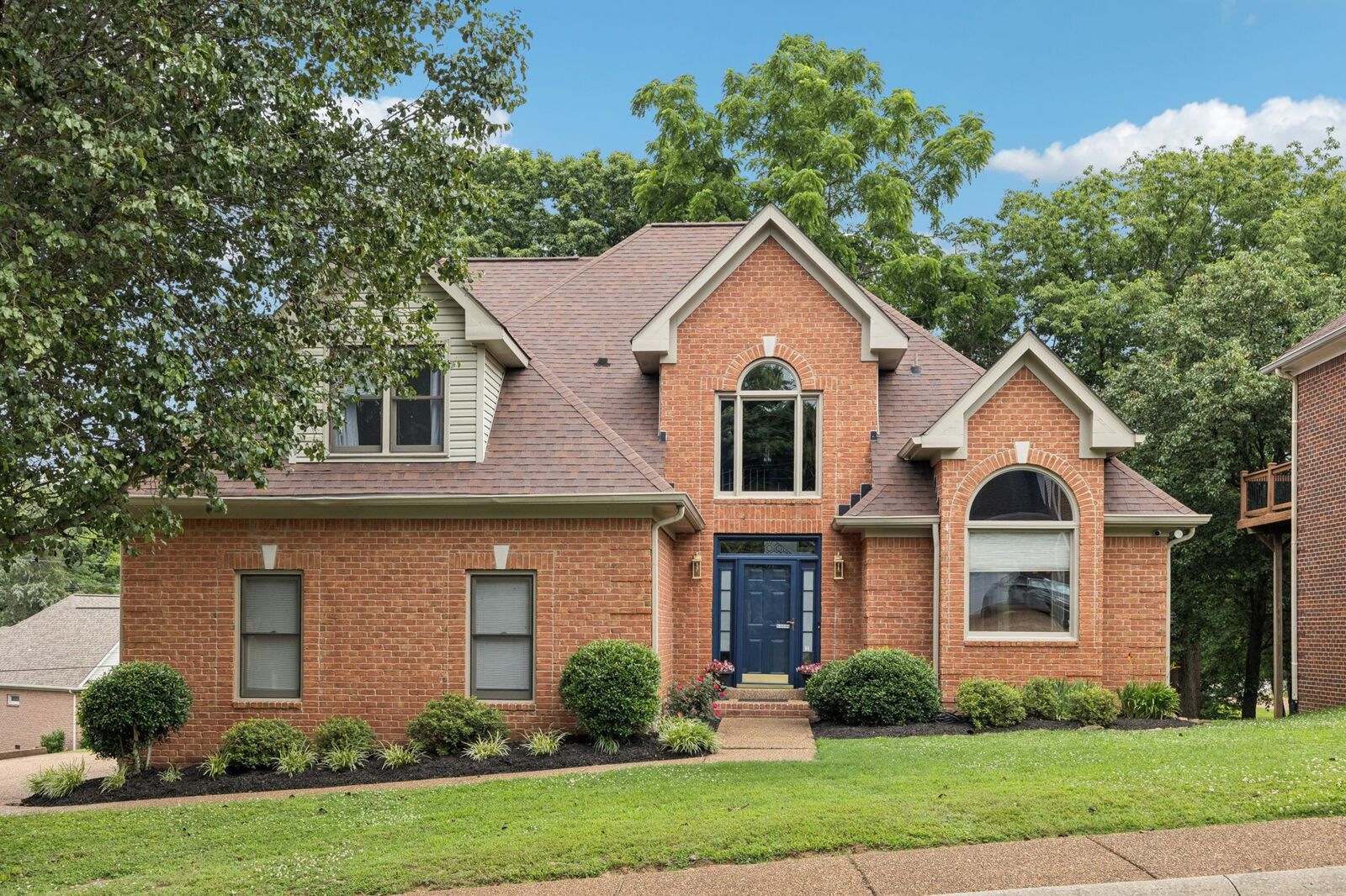 Property Photo: 4905 Tulip Grove Ln TN 37076