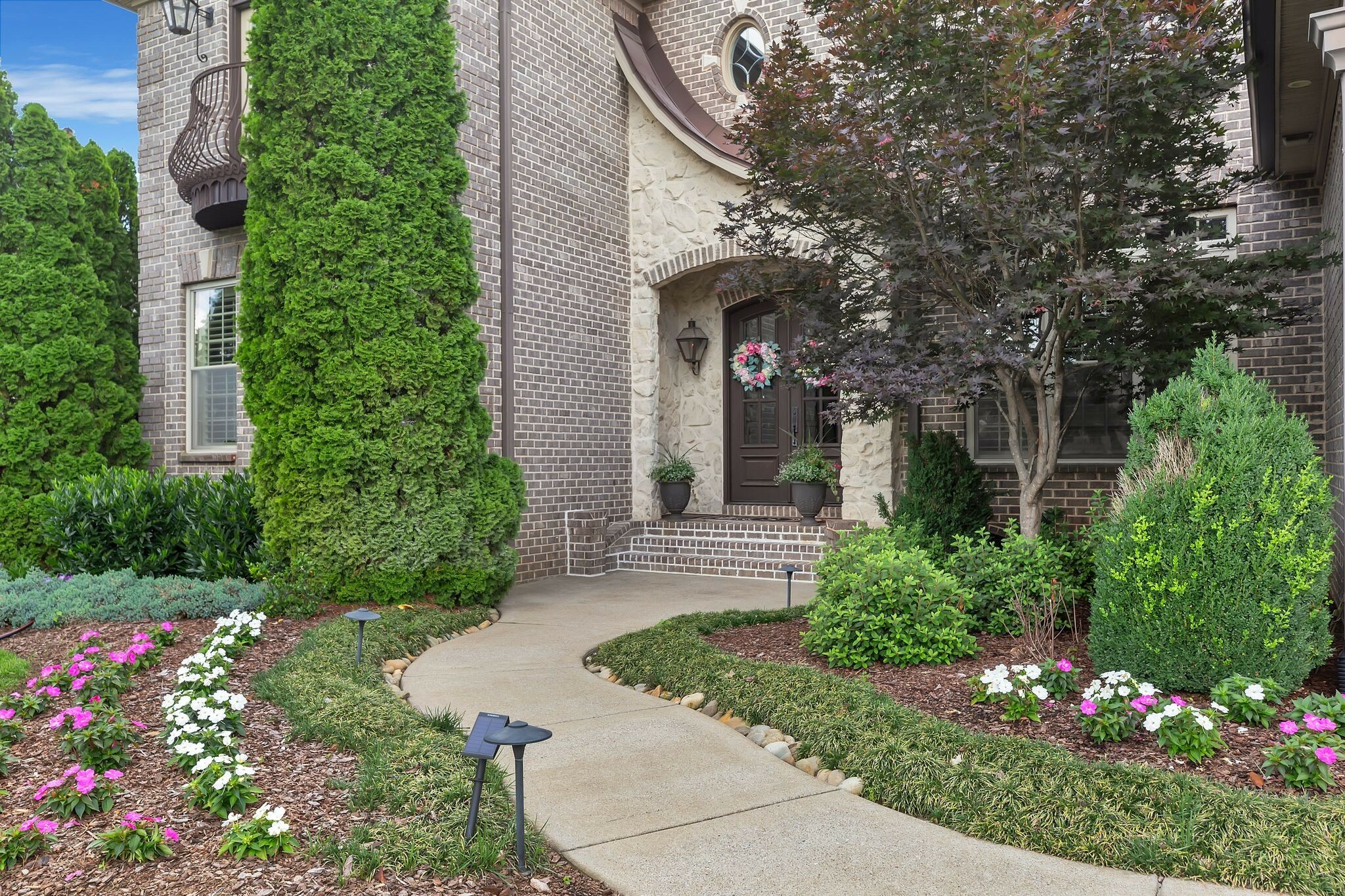 Property Photo: 2811 Craythorne Dr TN 37129