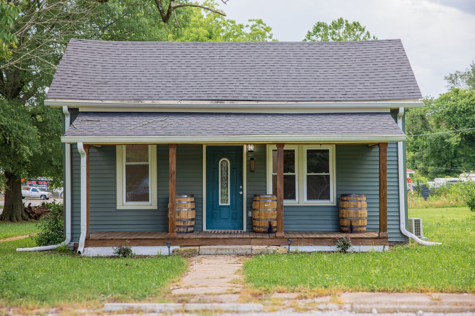 Property Photo:  116 E Warren St  TN 37388 