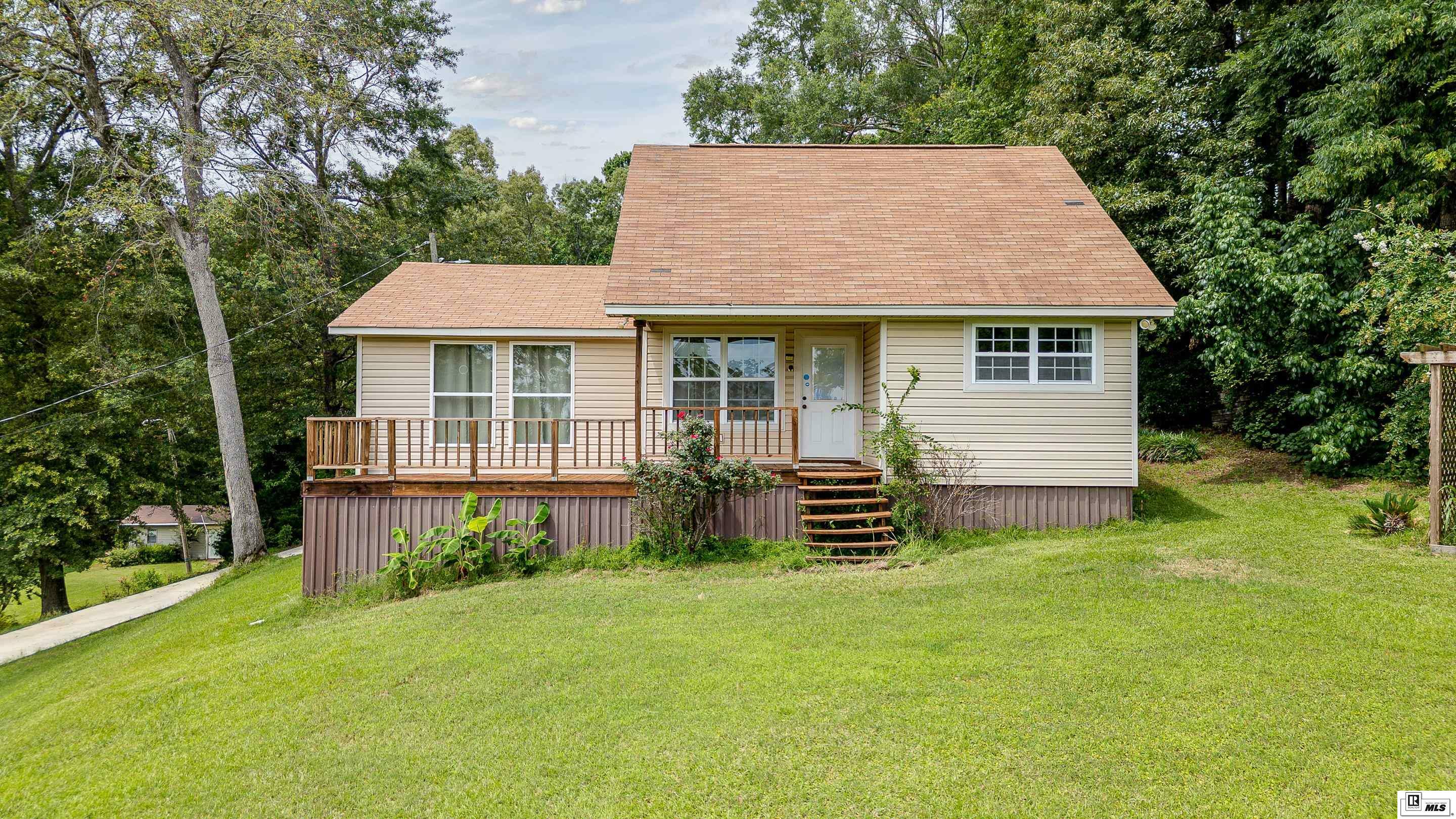 Property Photo: 1401 Olin Road LA 71241