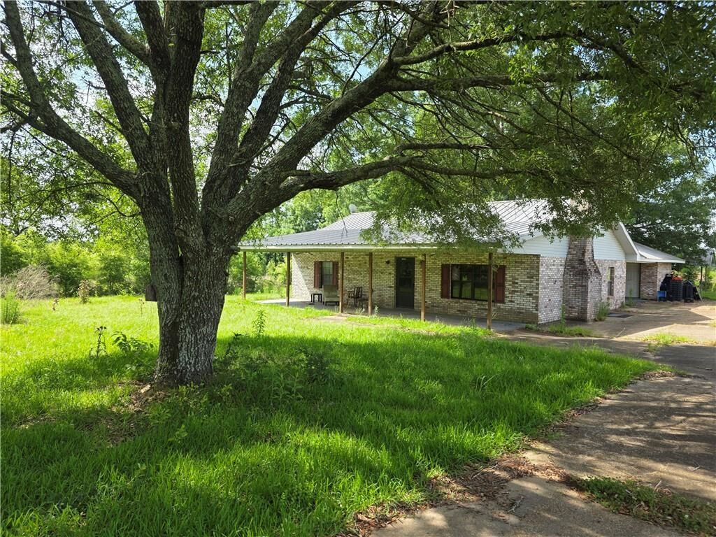 Property Photo:  35218 Sunny Hill Road  LA 70450 
