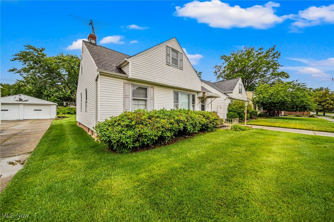 Property Photo: 24270 Glenforest Road OH 44123