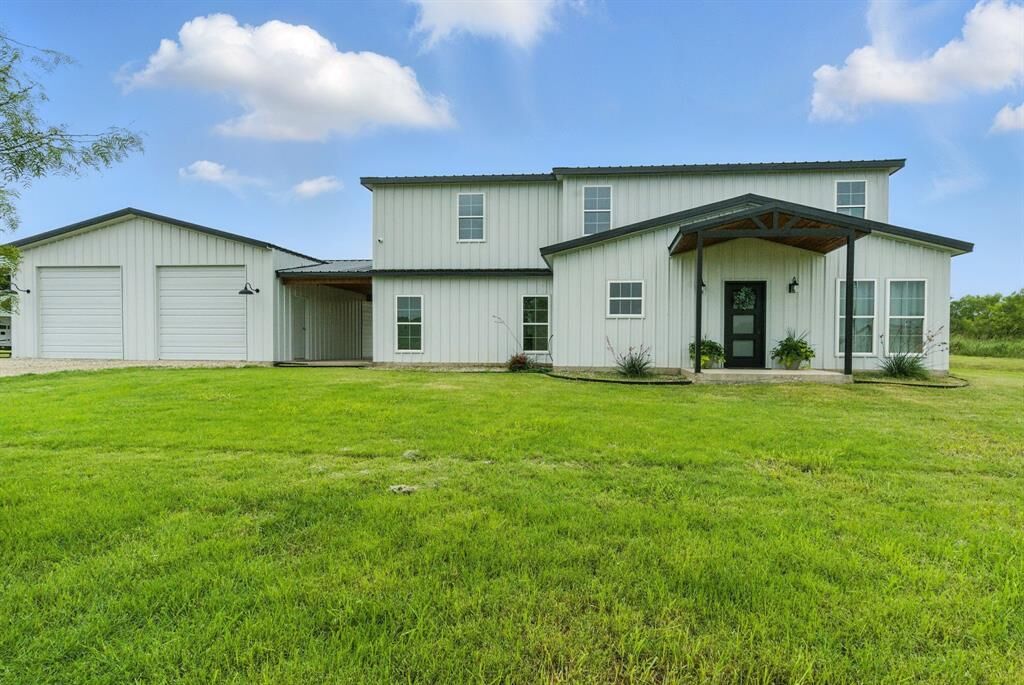 Property Photo:  117 Walnut Lane  TX 76087