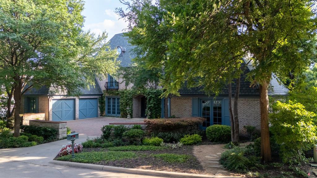 Property Photo: 7044 Hill Forest Drive TX 75230