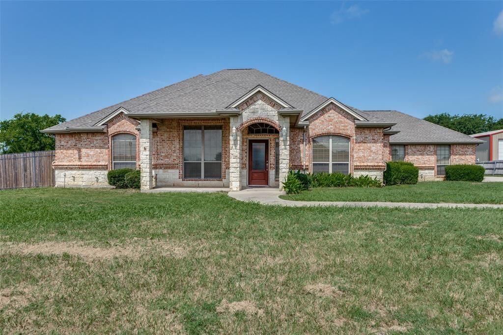 Property Photo:  13009 Charlotte Ann Lane  TX 76052 