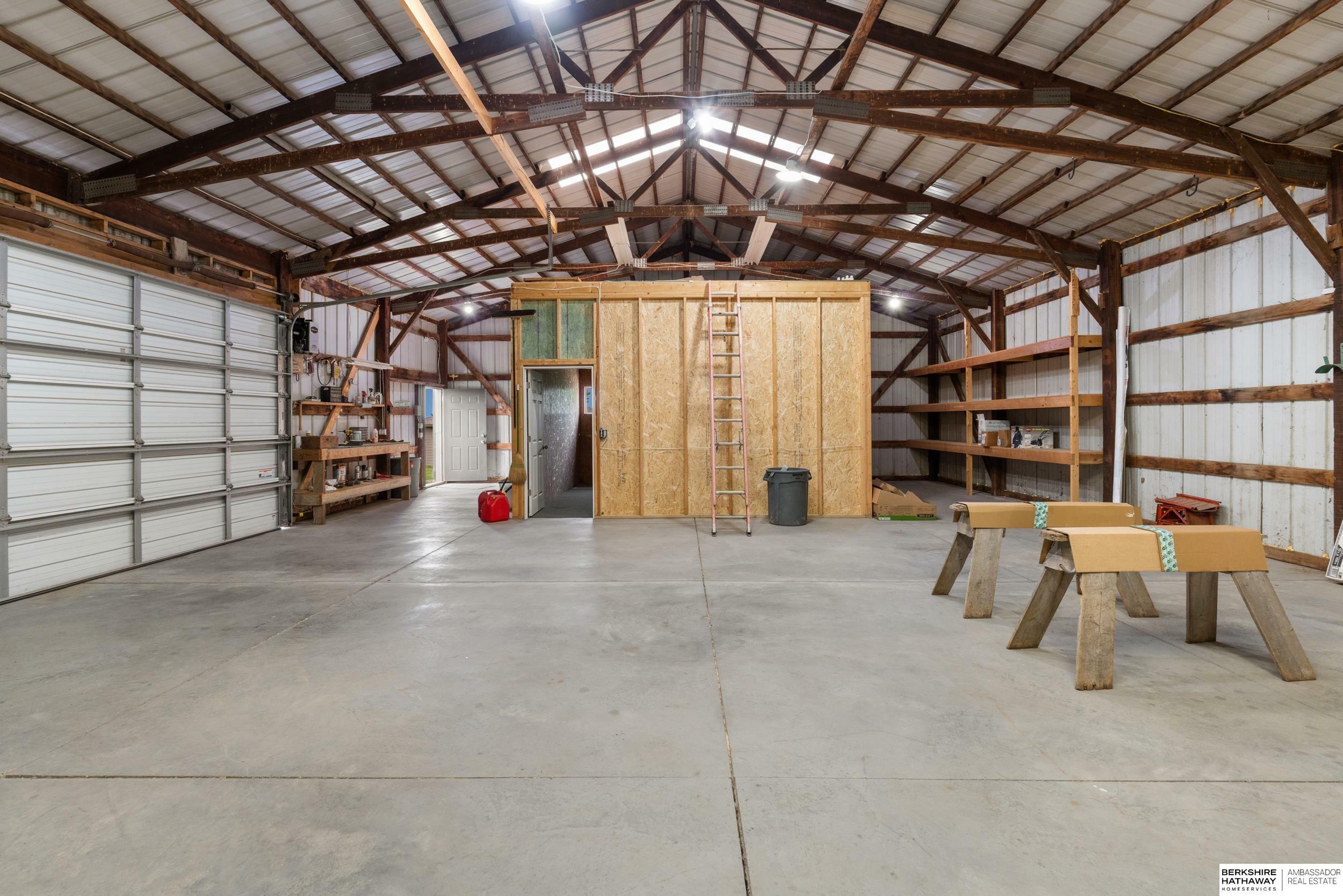 Property Photo: 7240 N 144th Street NE 68007