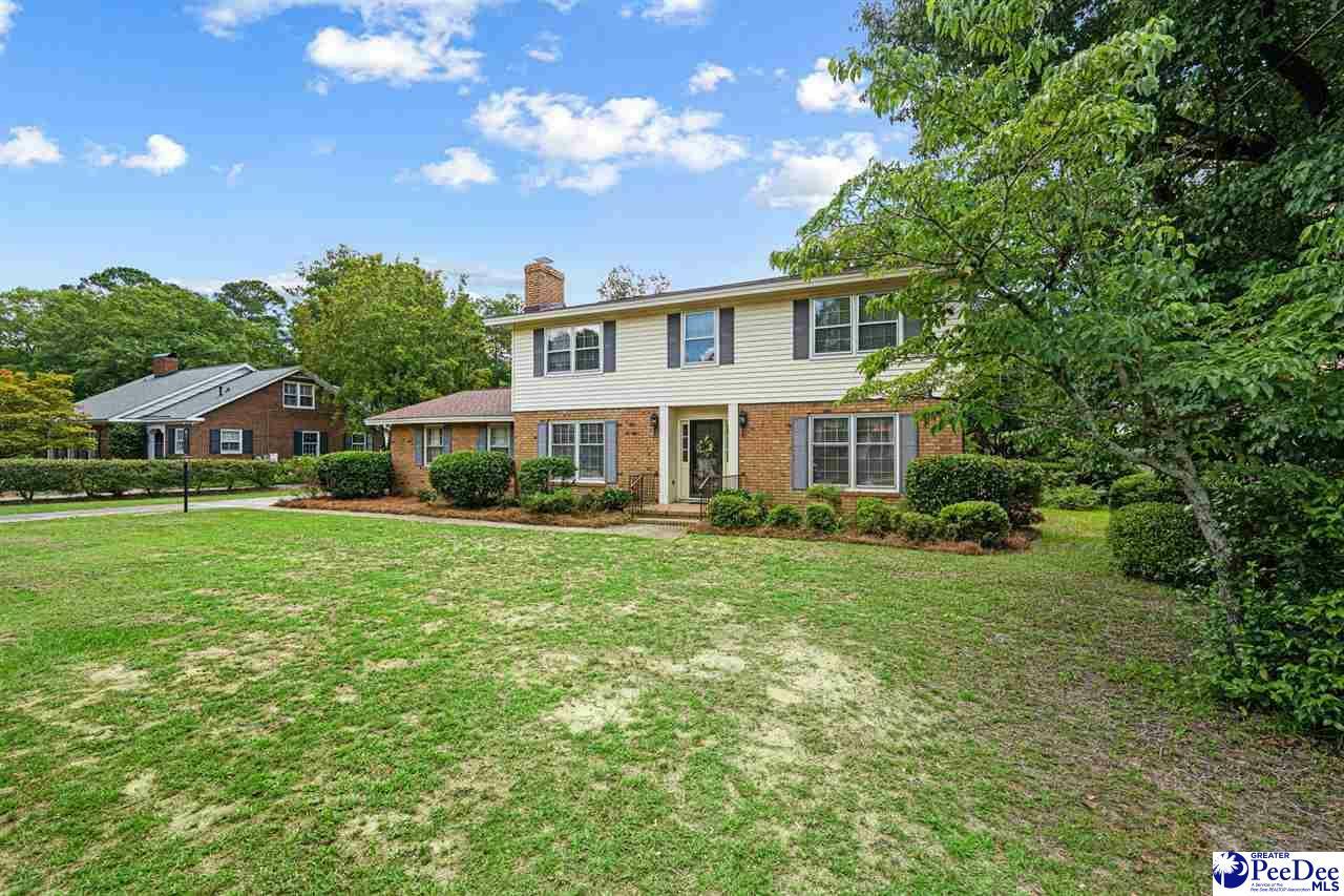 Property Photo: 1110 Dunvegan Rd SC 29501-5626