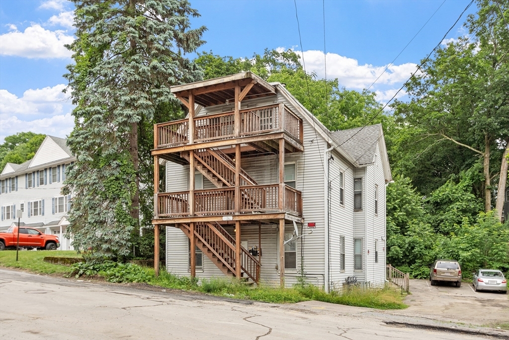 Property Photo: 376 Elm St MA 01420