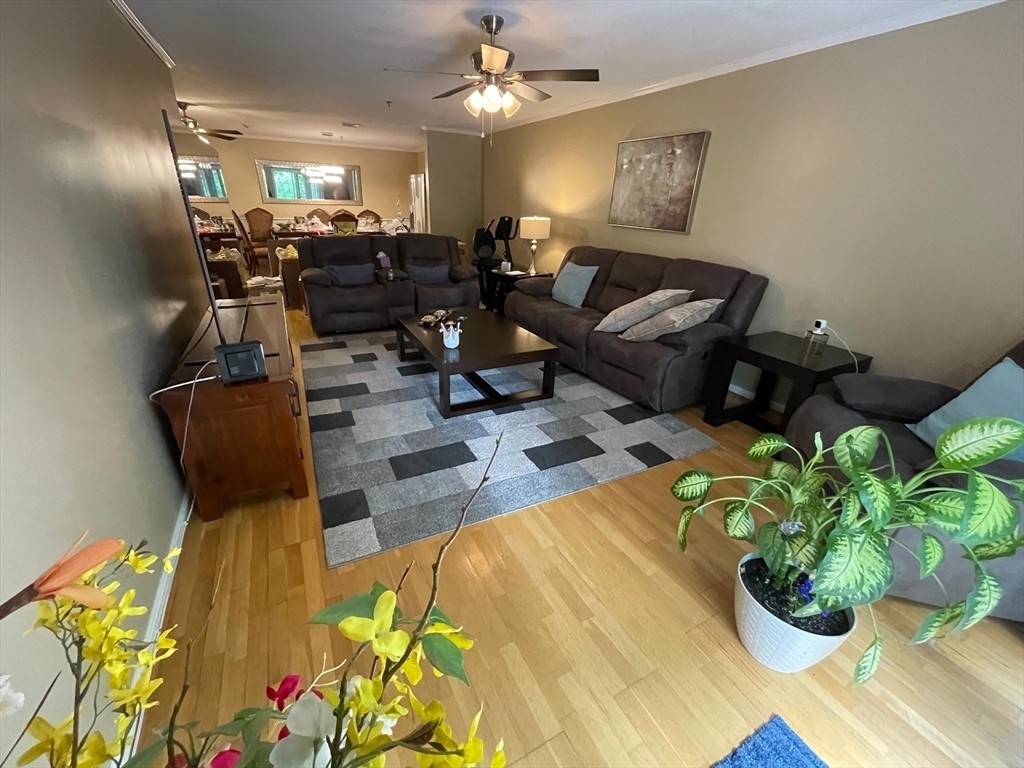 Property Photo:  13 Dallas Dr 308  MA 01826 