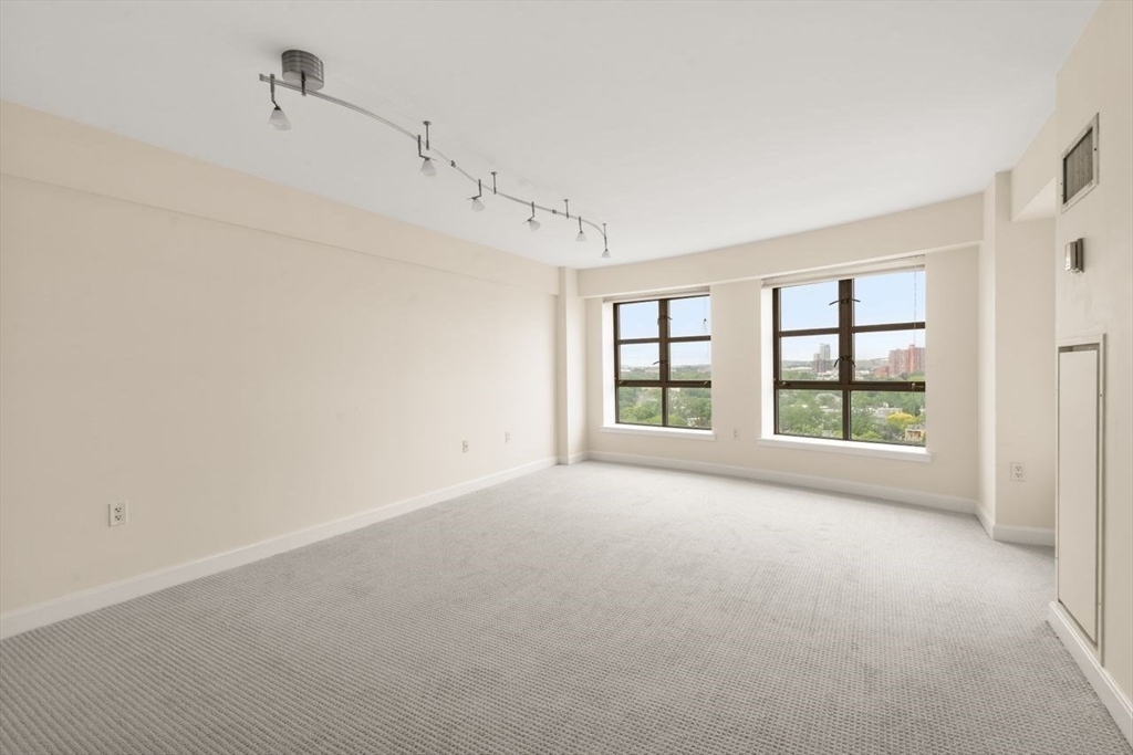 Property Photo: 931 Massachusetts Ave 1003 MA 02139
