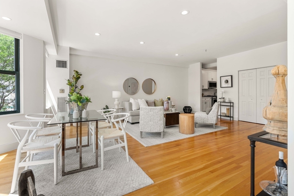Property Photo: 90 Broadway 2C MA 02116