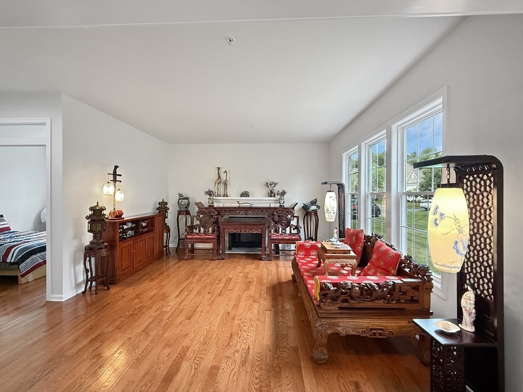 Property Photo:  12 Grandview Dr 12  MA 01748 