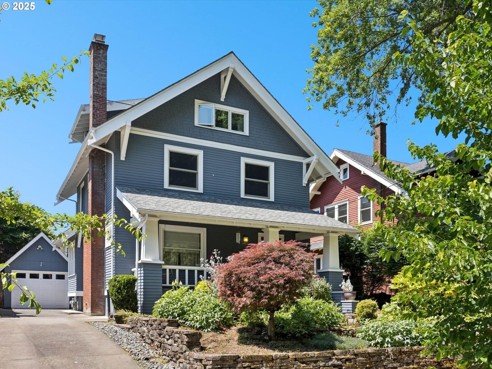 Property Photo: 2625 NE 40th Ave OR 97212