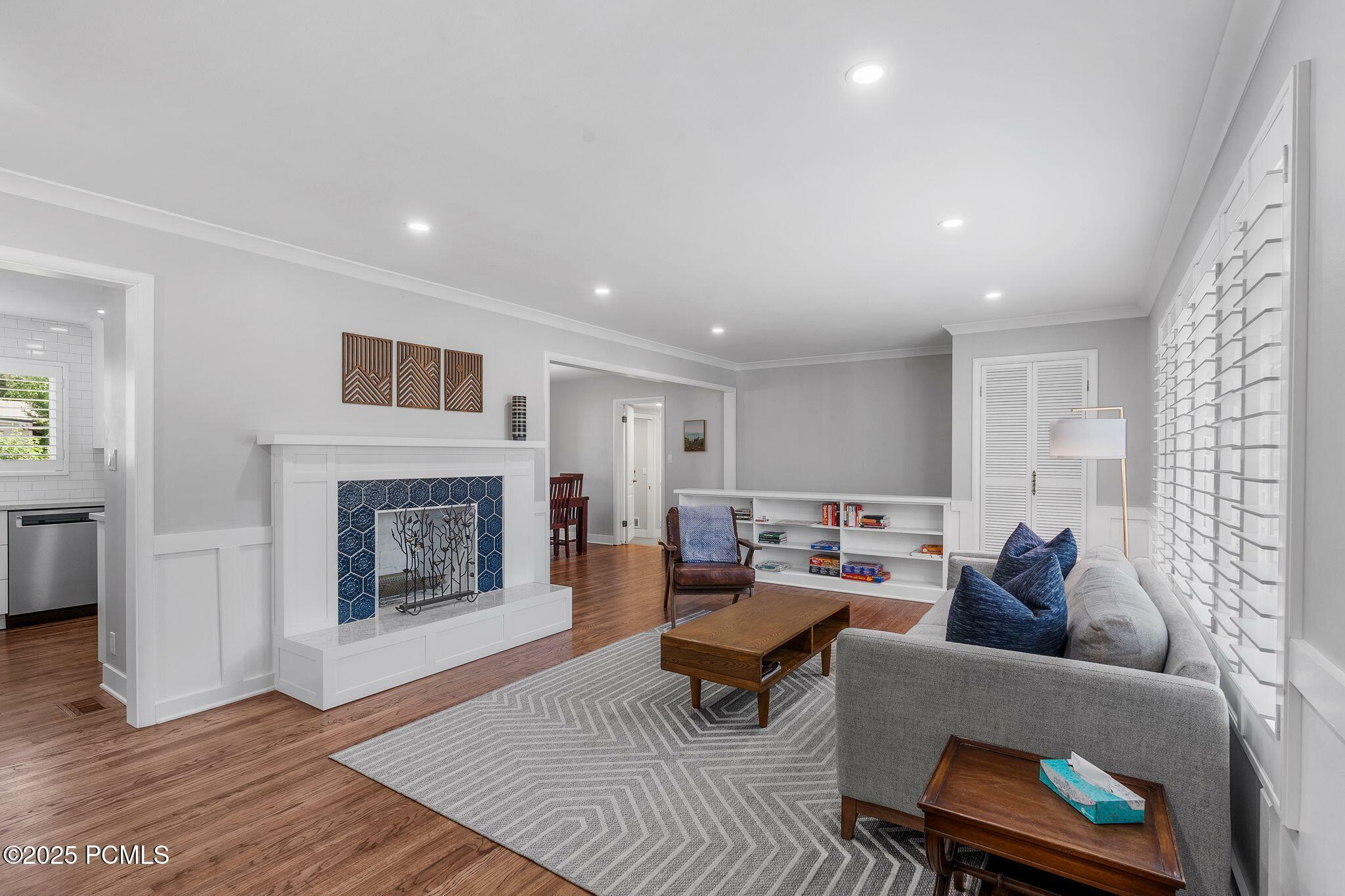 Property Photo: 3035 E La Joya Dr UT 84124