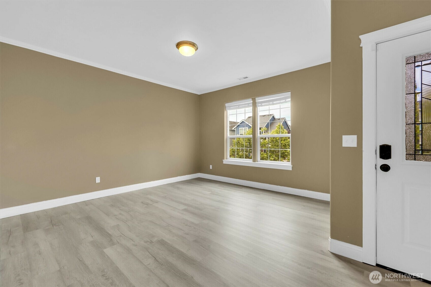 Property Photo: 18527 97th Avenue E WA 98375