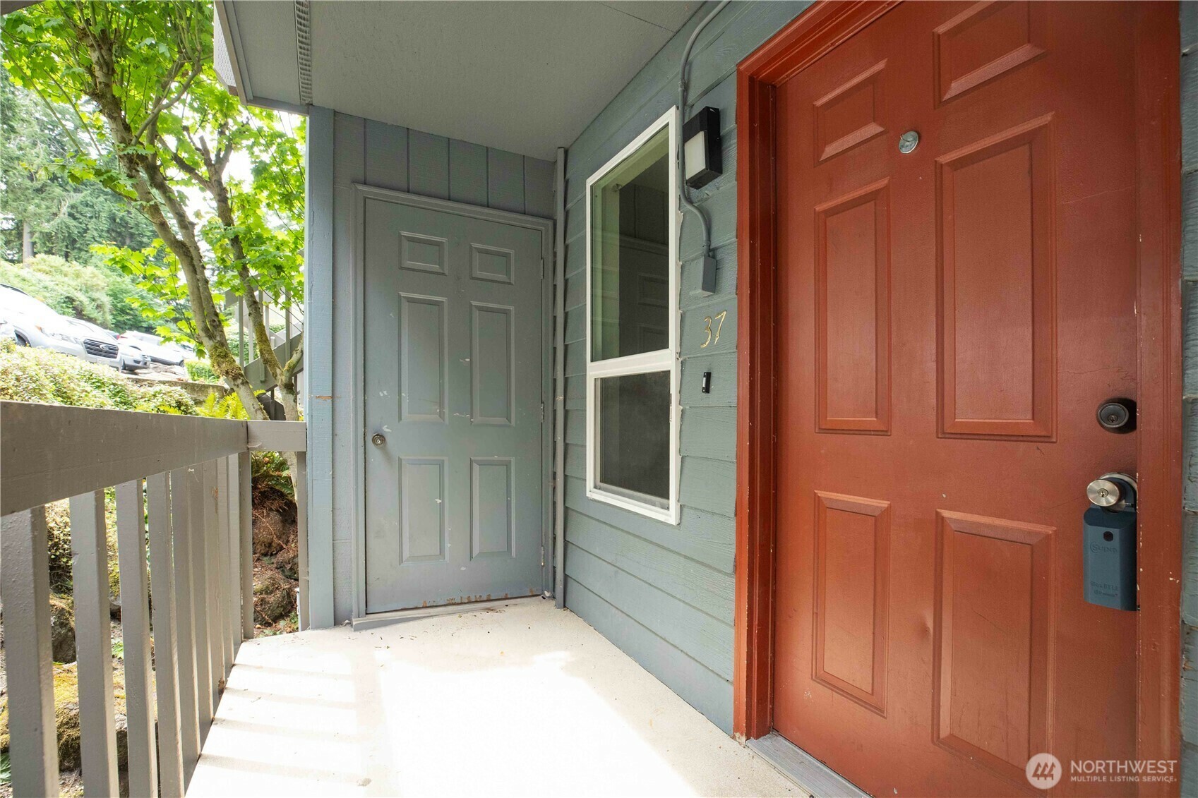 Property Photo: 500 N National Avenue 37 WA 98312