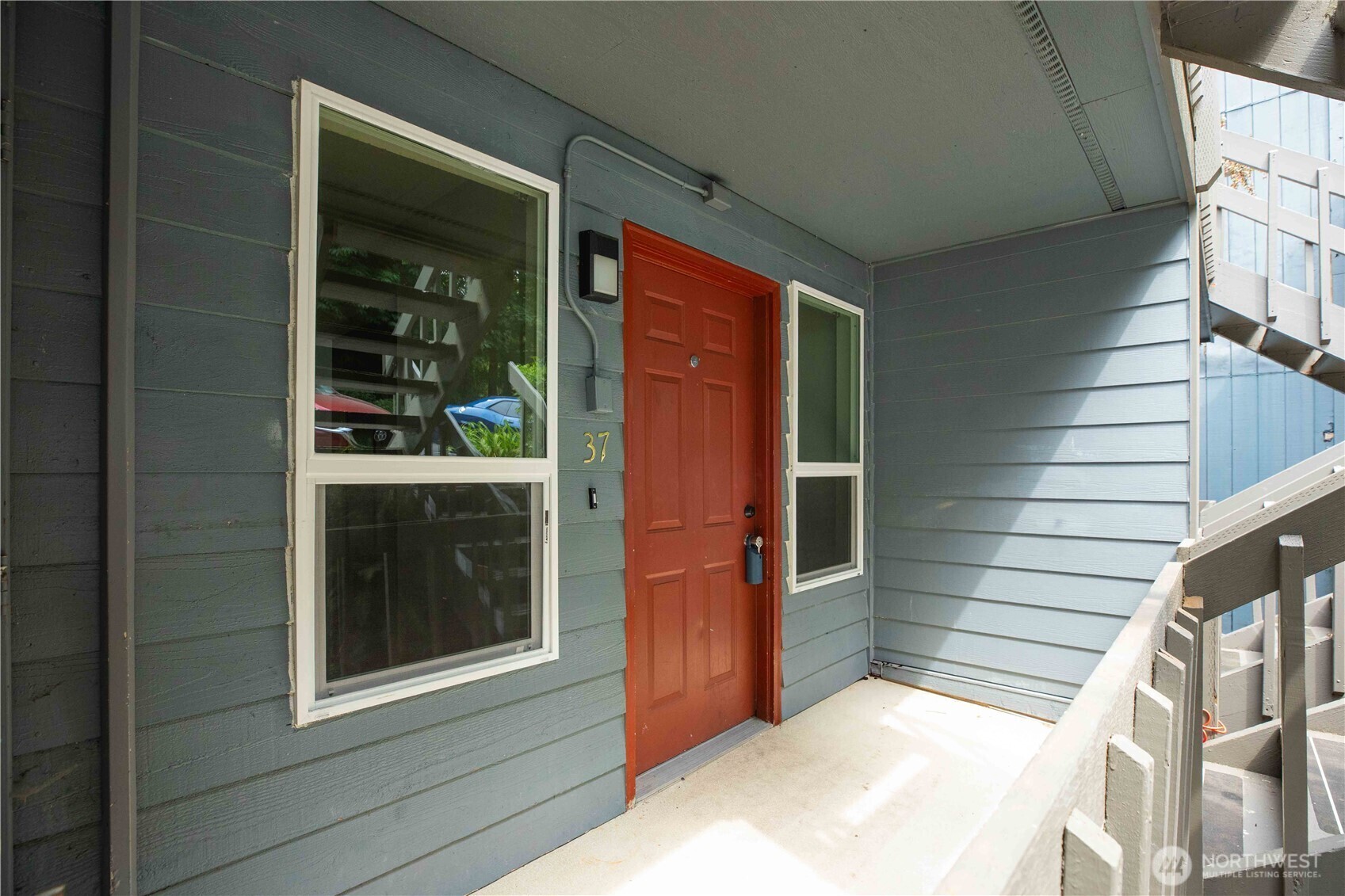 Property Photo:  500 N National Avenue 37  WA 98312 