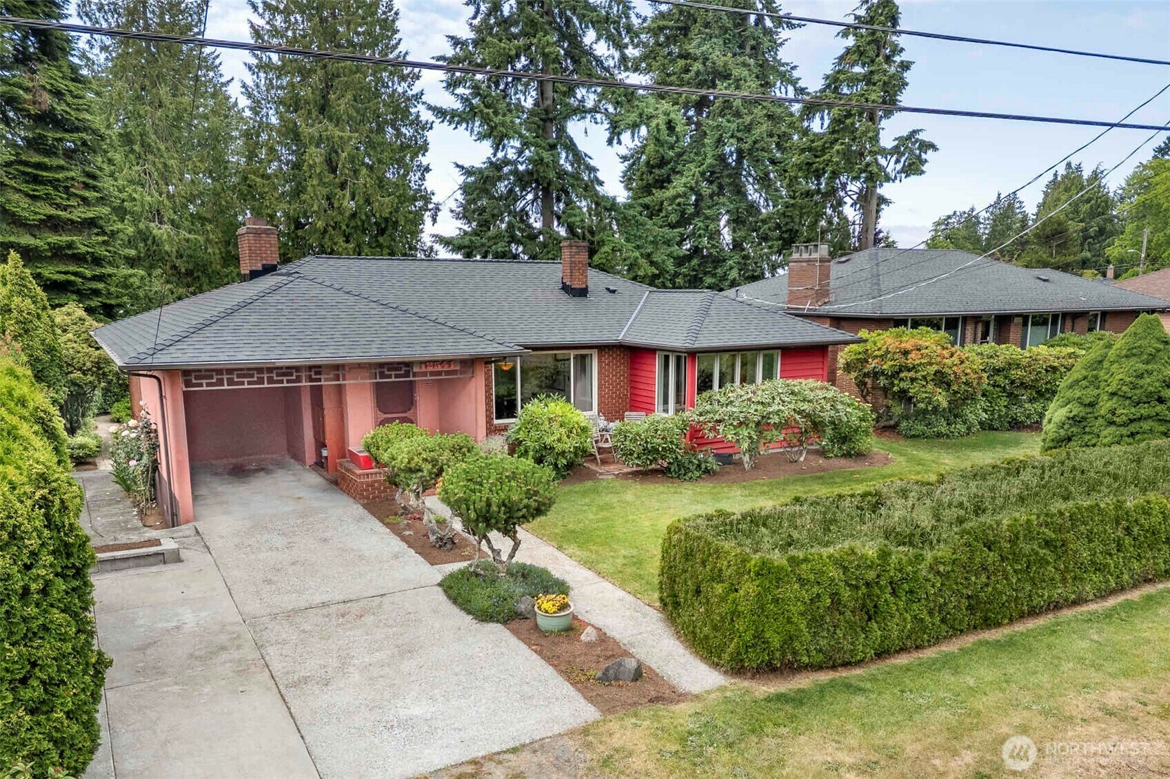 Property Photo: 12541 4th Avenue NW WA 98177