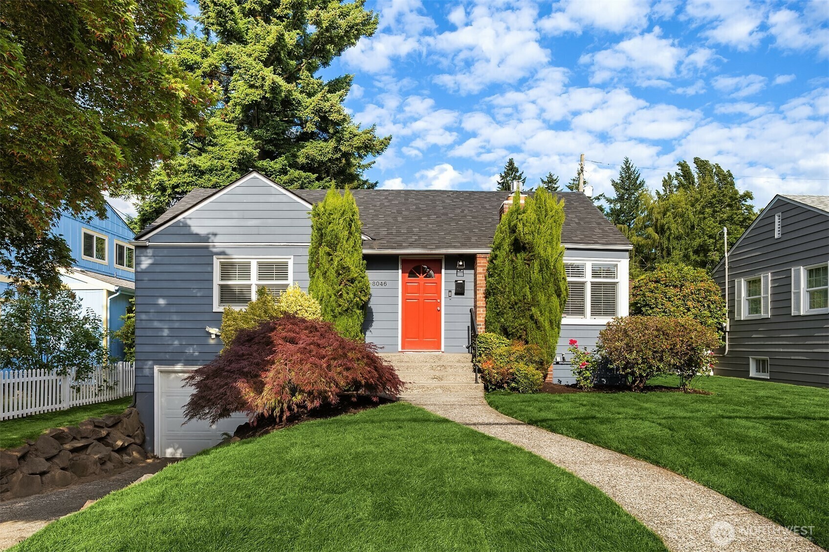 Property Photo: 8046 40th Avenue NE WA 98115