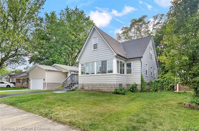 Property Photo: 4454 Monroe Street MI 48125