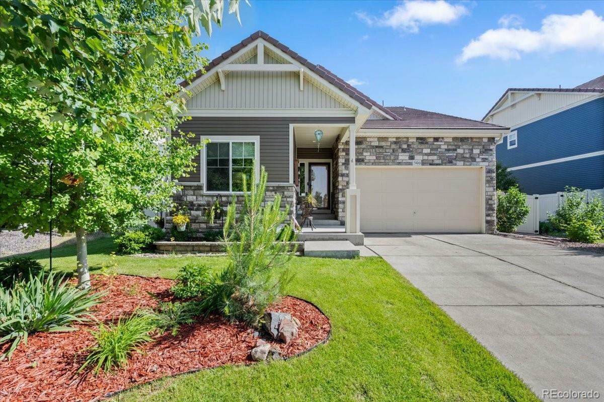 Property Photo:  5100 Eaglewood Lane  CO 80534 