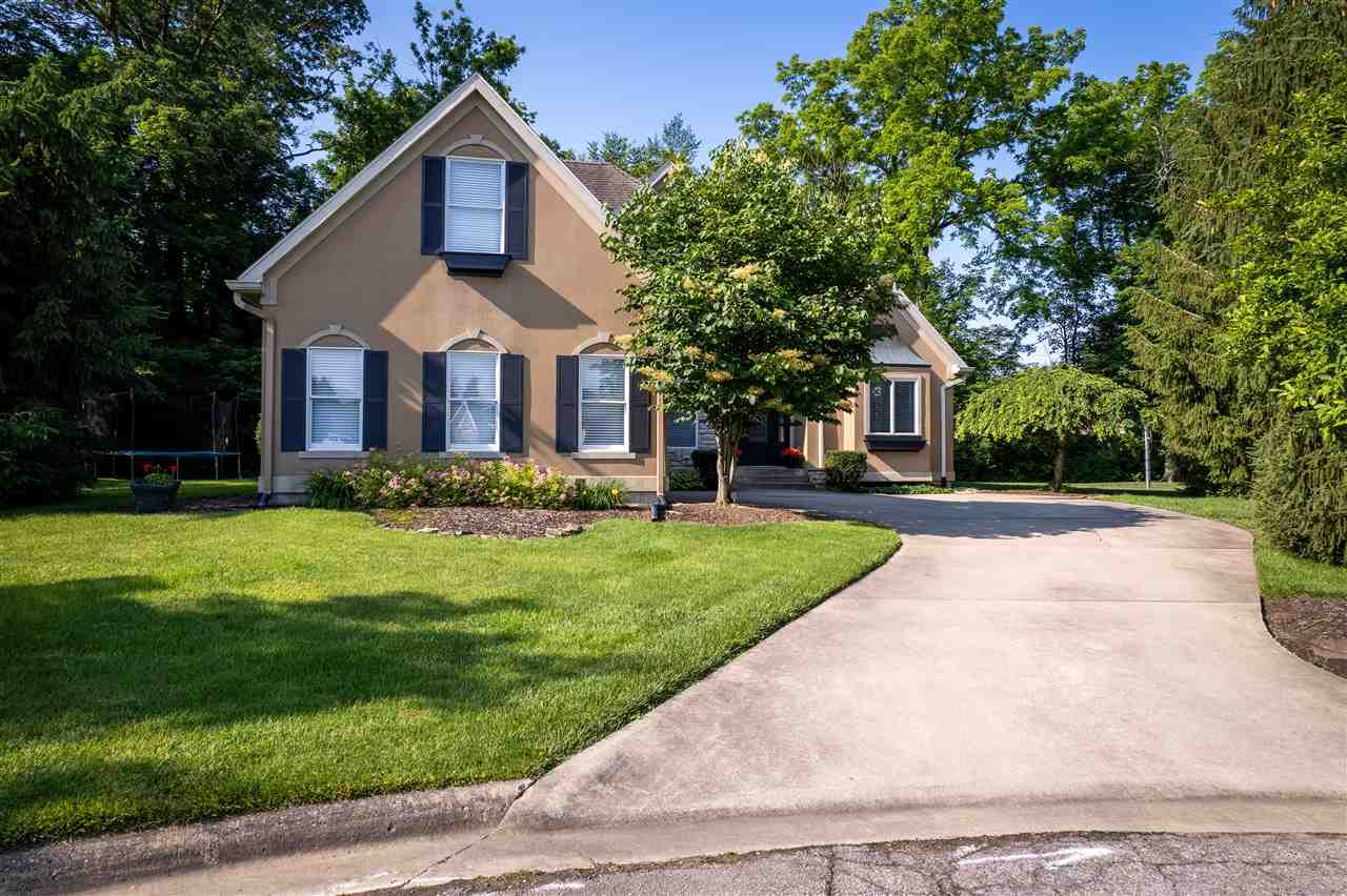 Property Photo: 1023 Hampton Court IN 47374
