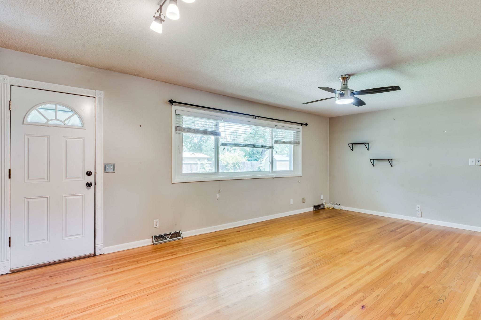 Property Photo: 9620 W Tee Ln KS 67212