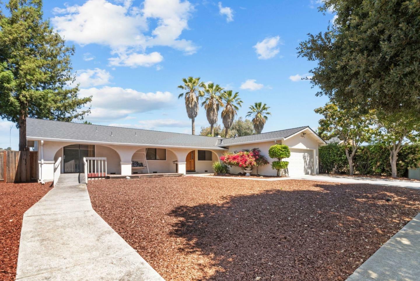 Property Photo: 6130 Paseo Pueblo Drive CA 95120
