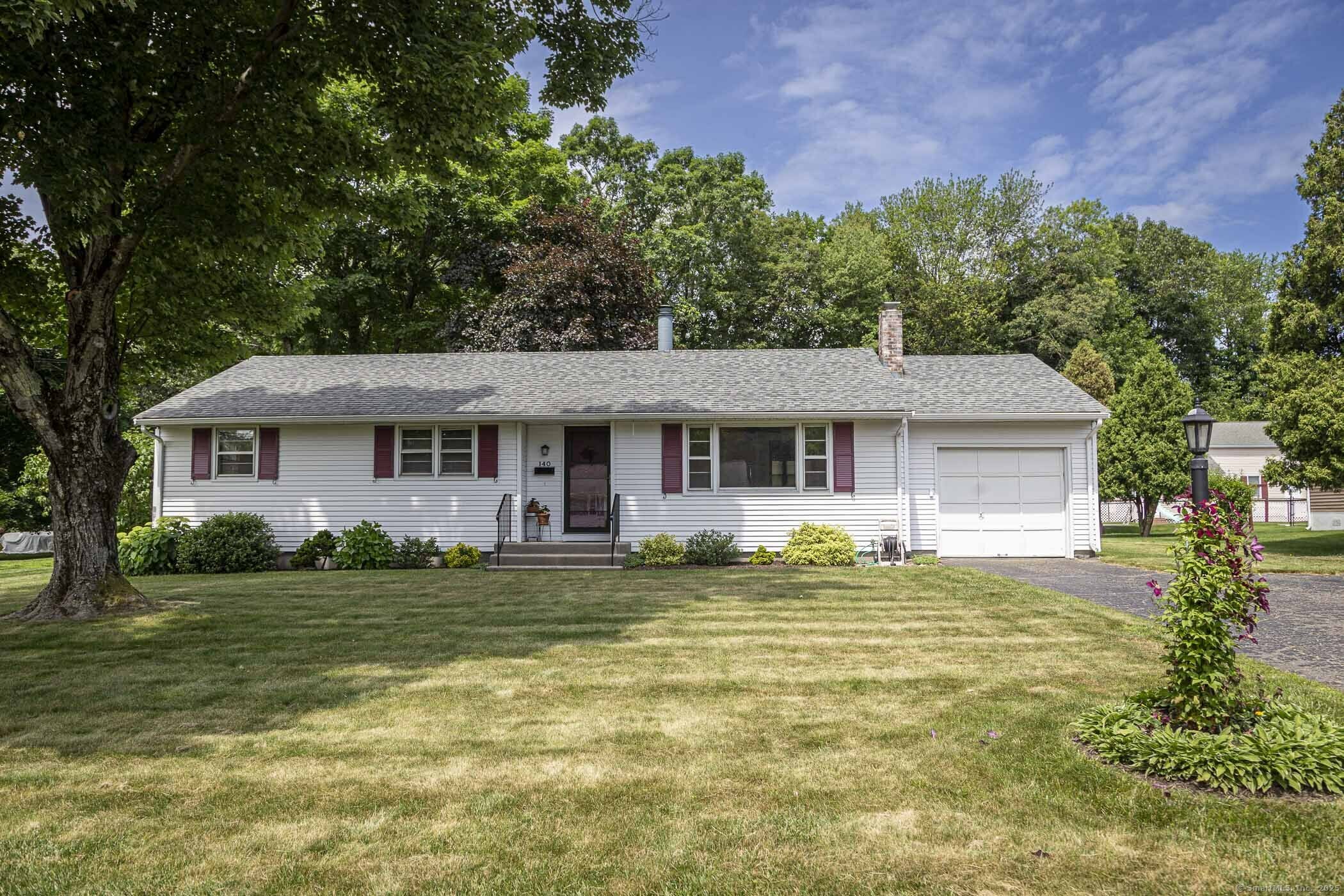 Property Photo:  140 Diane Drive  CT 06074 