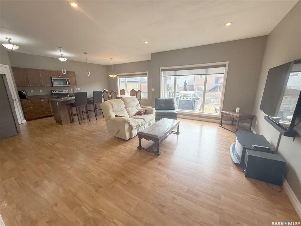 Property Photo: 135 West Hampton Boulevard SK S7R 0B7