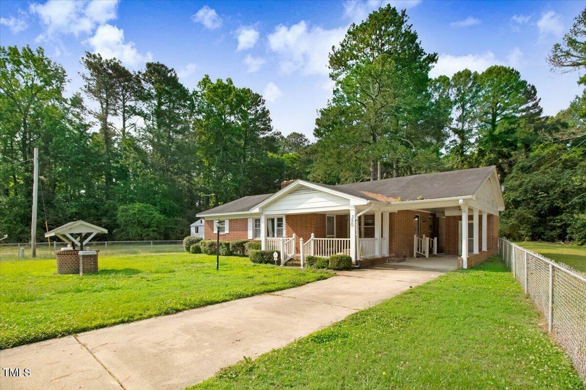Property Photo: 320 Dead End Road NC 27823