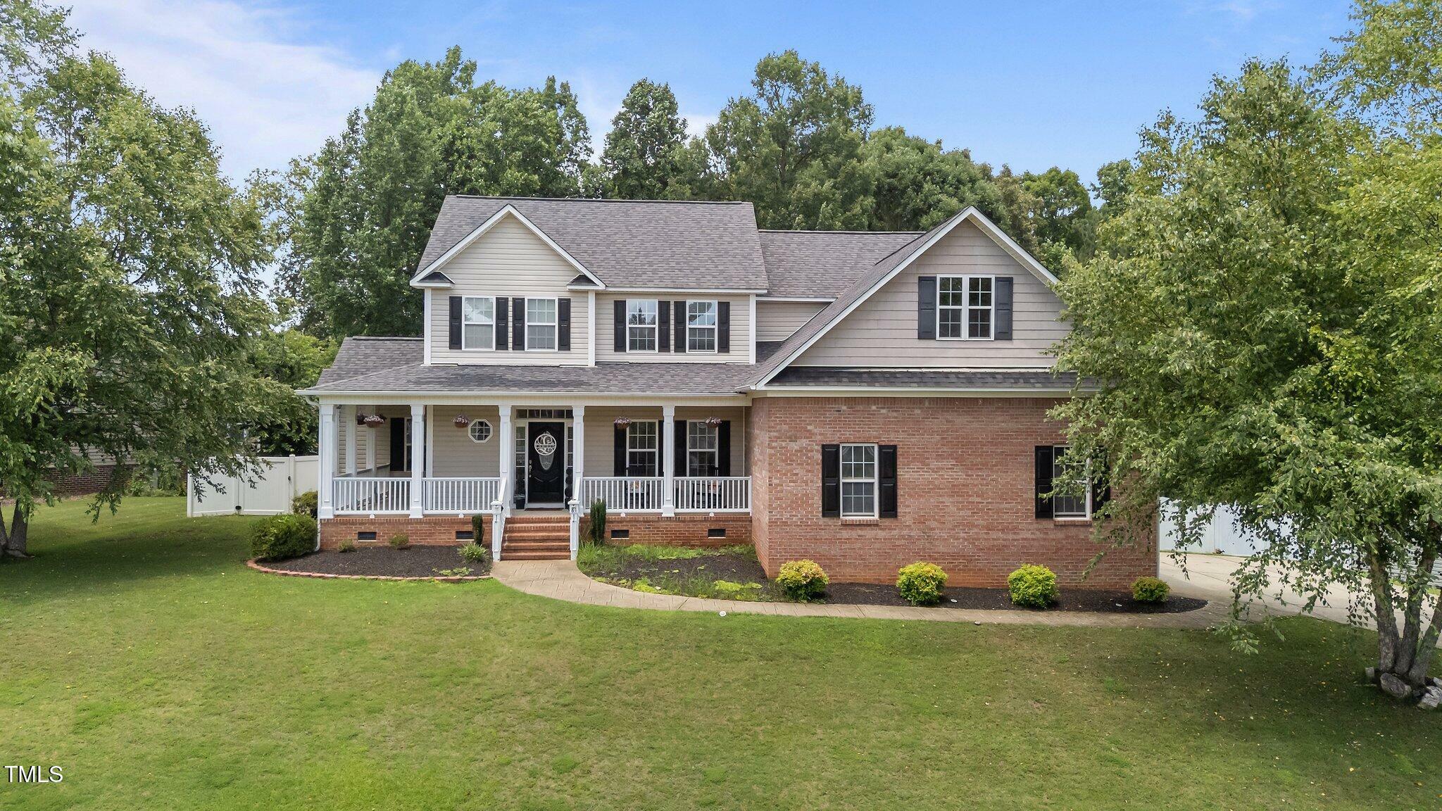 Property Photo: 81 Northcliff Court NC 27527
