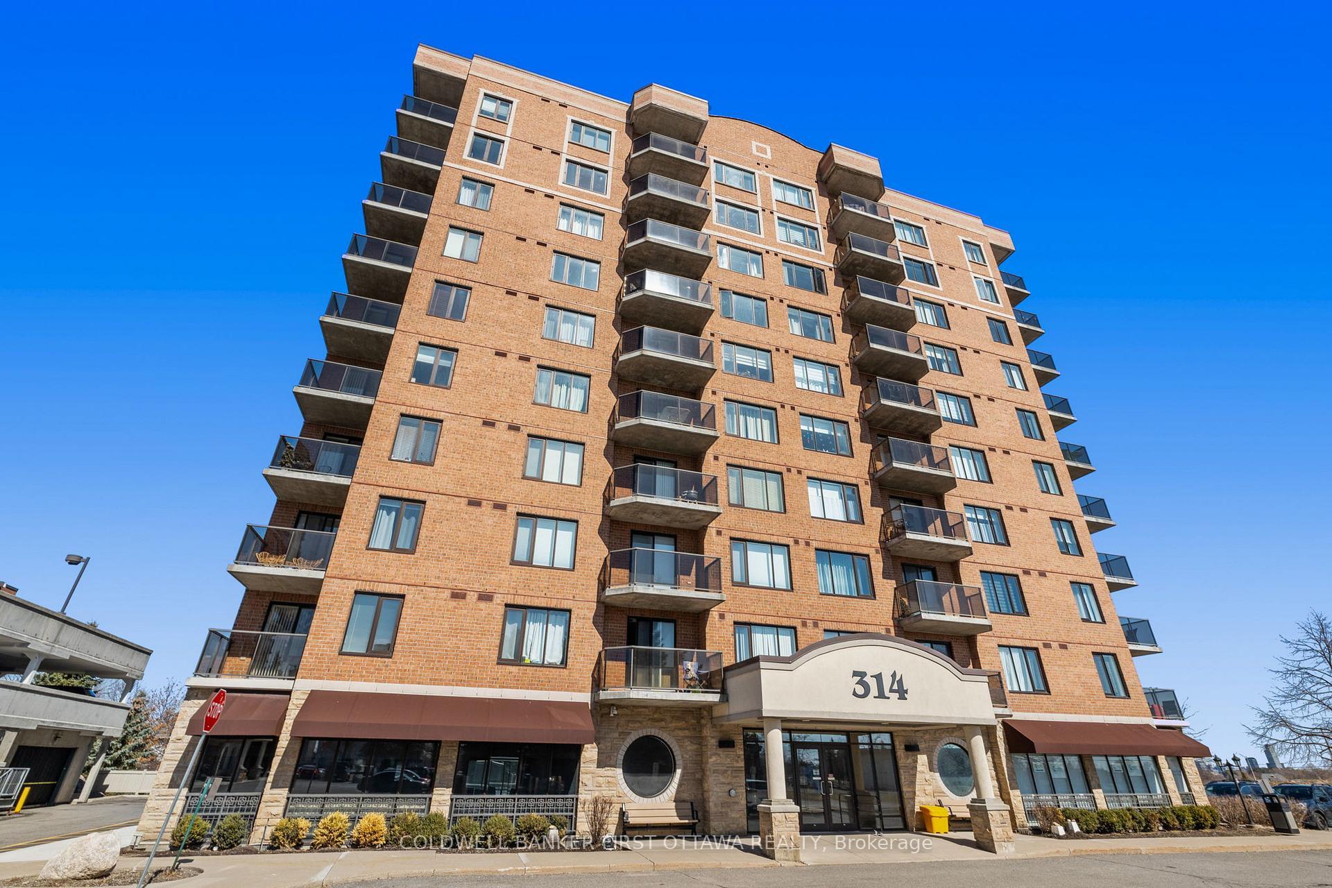 Property Photo: 314 Central Park Drive 912 ON K2C 0R2