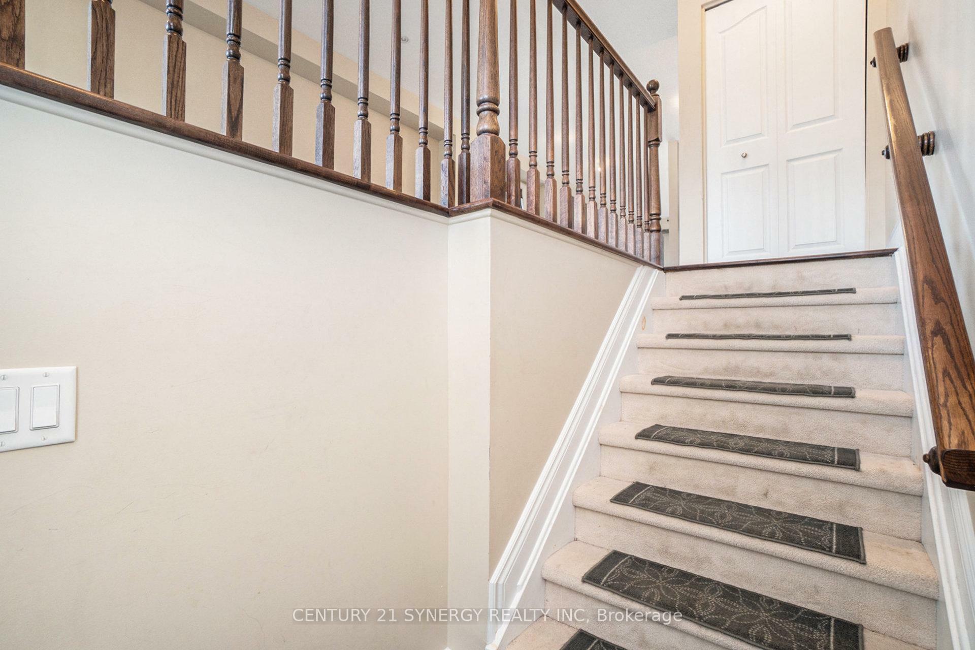 Photo de la propriété: 155 Scout Street ON K2C 4E2