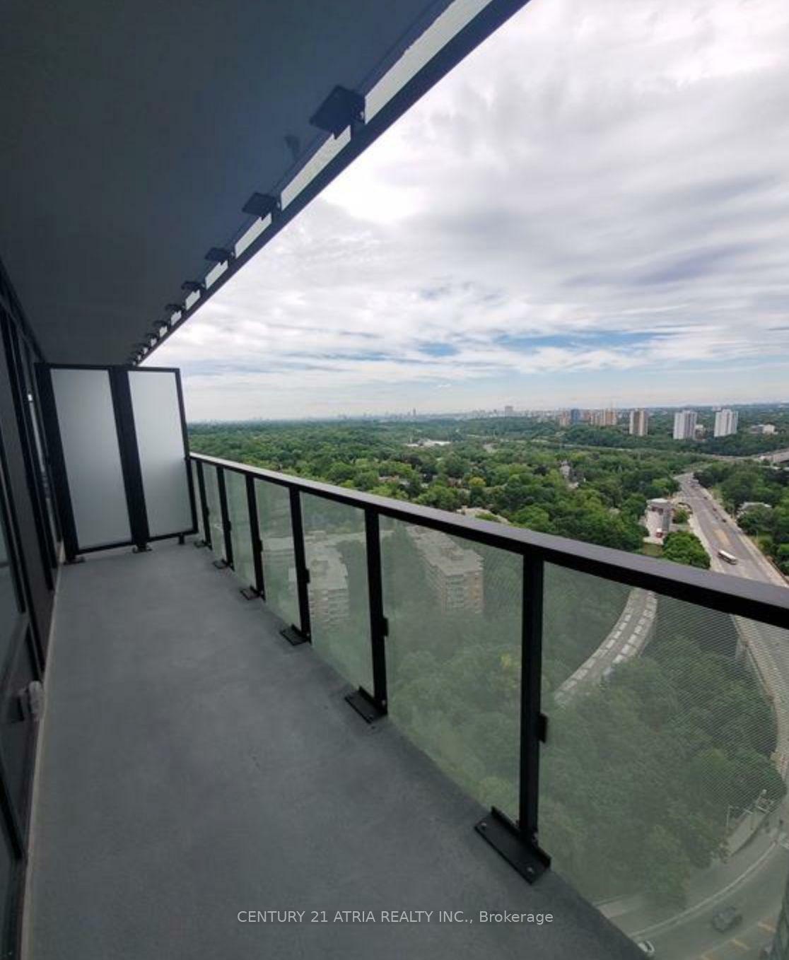Property Photo: 575 Bloor Street E 3505 ON M4W 0B2