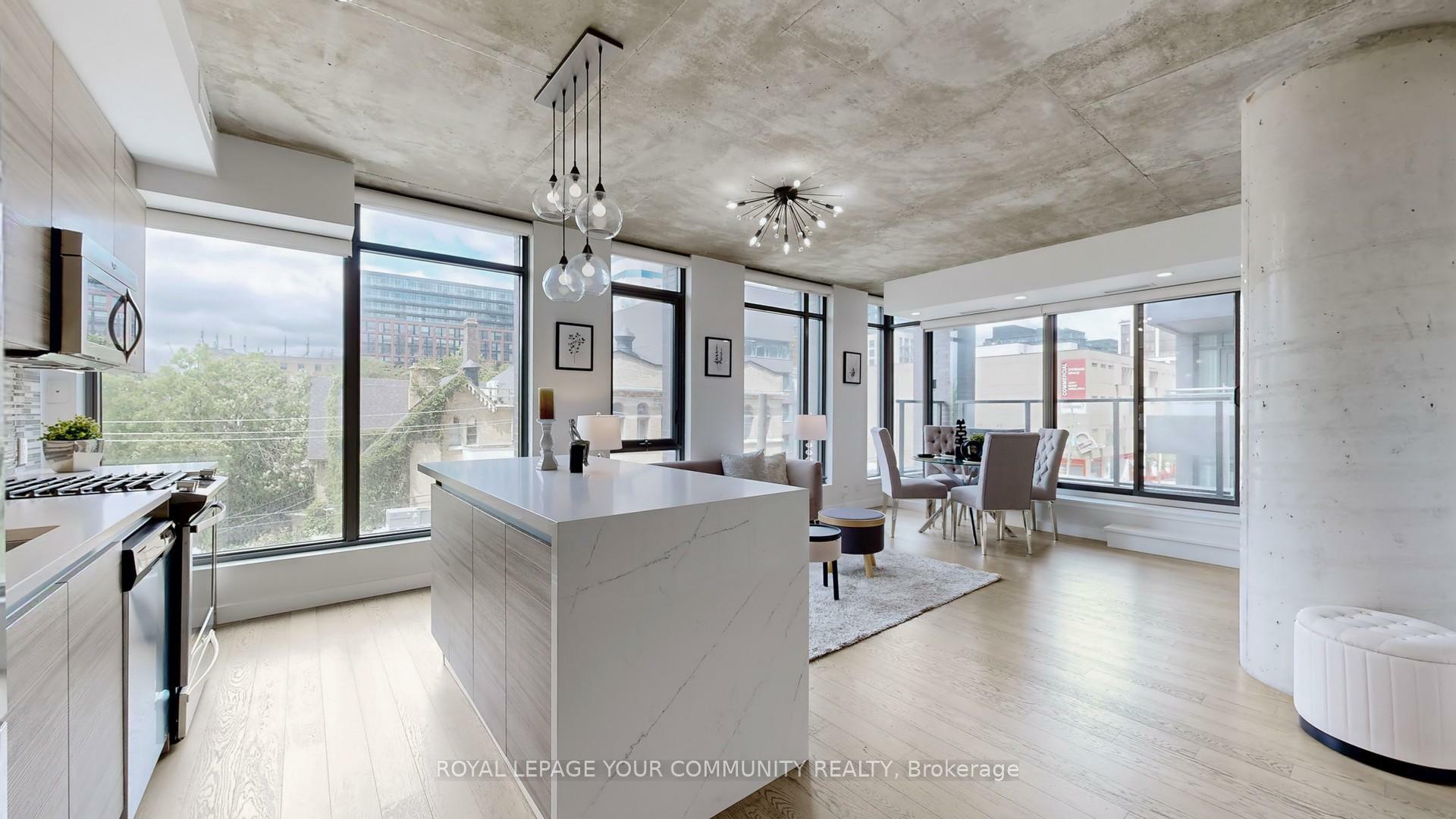 Property Photo: 111 Bathurst Street 314 ON M5V 0M9