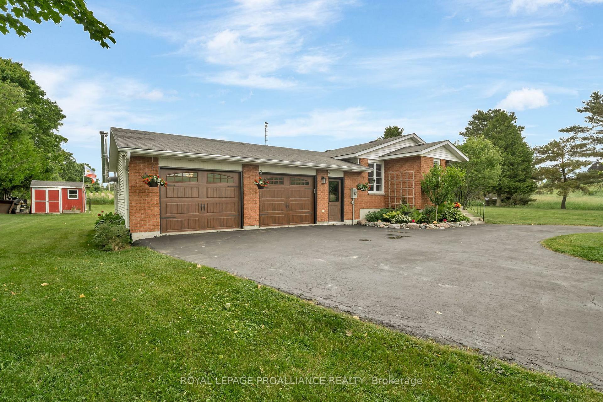 Property Photo:  15148 County Road 21 N/A  ON K0K 1H0 