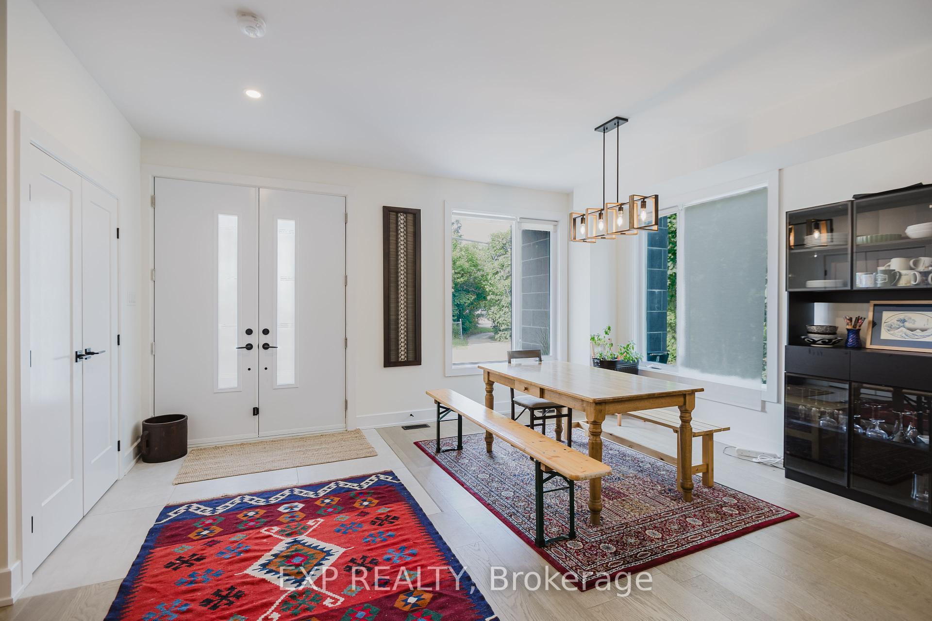Property Photo:  62 Columbus Avenue  ON K1K 1R3 