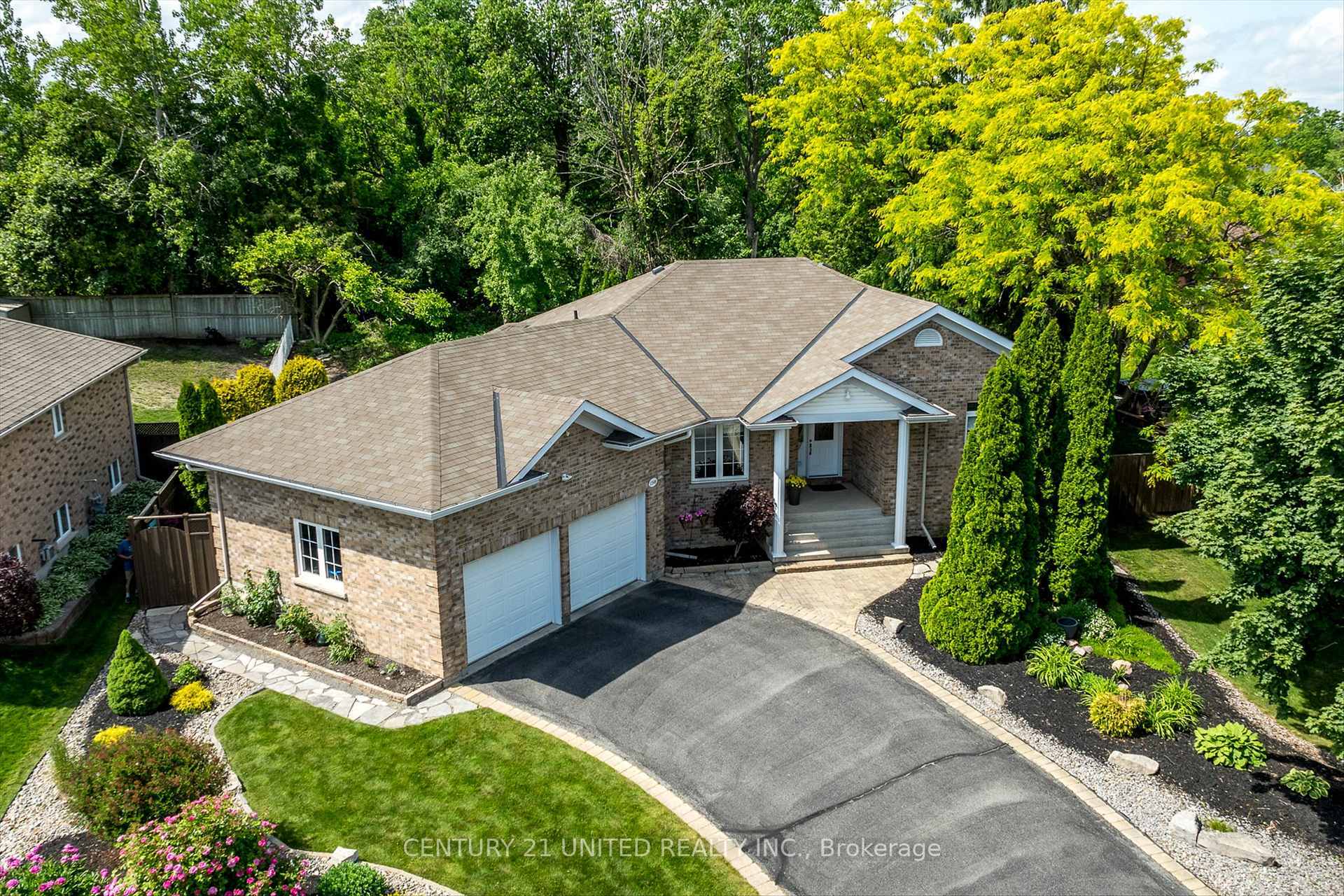 Property Photo: 1598 College Park Drive ON K9K 2G9